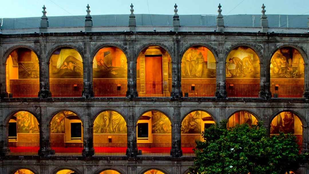 Colegio-San-Ildefonso lugares embrujados en CDMX, lugares embrujados Ciudad de México, sitios paranormales CDMX, casas embrujadas en CDMX, turismo paranormal en CDMX, leyendas urbanas CDMX