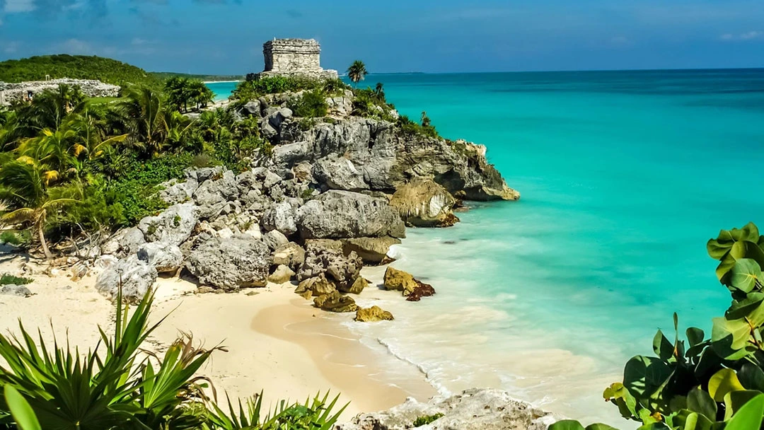 Tulum destinos culturales México 2025, viajes culturales México, lugares culturales México 2025, turismo cultural México