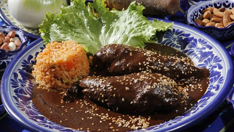 platillos mexicanos tradicionales, comida típica mexicana, gastronomía mexicana, platillos típicos de México, cocina mexicana auténtica