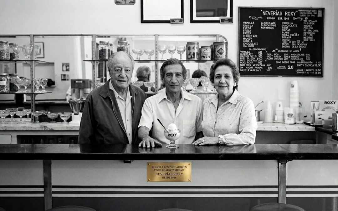 Nevería Roxy, historia de Nevería Roxy, legado familiar mexicano, neverías tradicionales CDMX, negocios familiares en México, tradición en la Ciudad de México, helados artesanales mexicanos, familia Gallardo, fuentes de sodas en México, nostalgia de la CDMX, negocios históricos de la Condesa, neverías clásicas de México, Cine Roxy Guadalajara, tradición desde 1946, empresas familiares mexicanas, patrimonio gastronómico de la CDMX